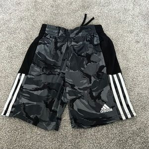 Boys Adidas shorts. Size 10/12